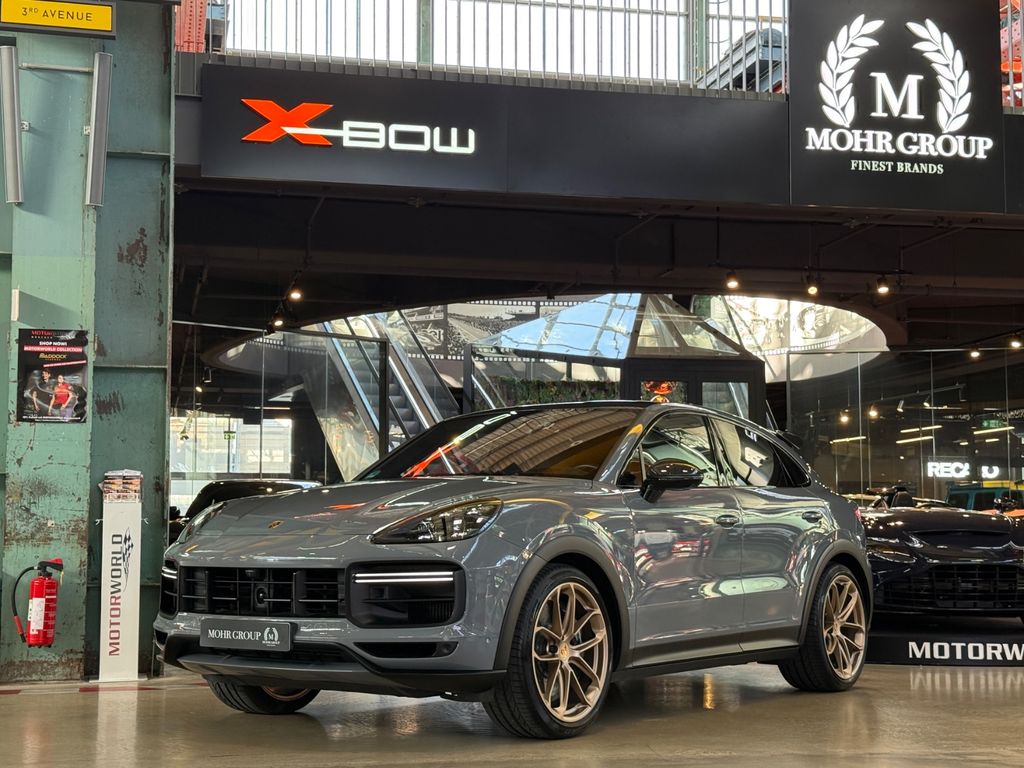 Porsche Cayenne 2021