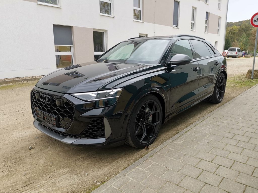 Audi RSQ8 2025