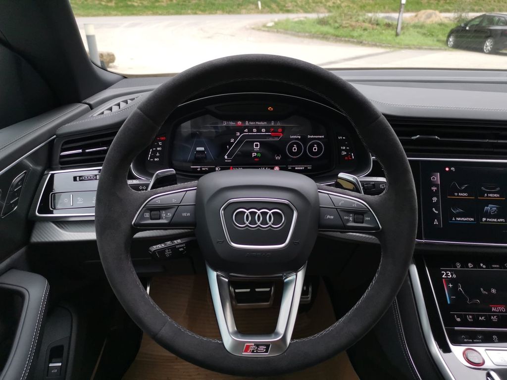 Audi RSQ8 2025