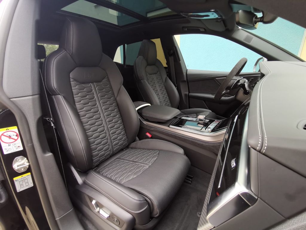 Audi RSQ8 2025
