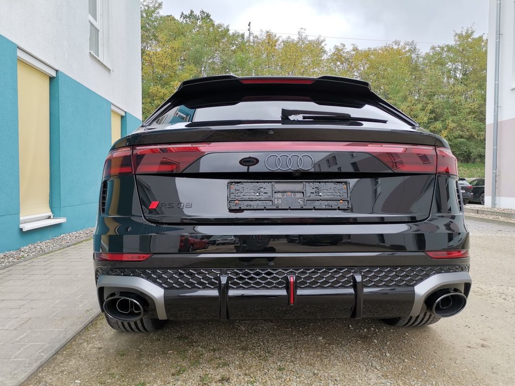 Audi RSQ8 2025