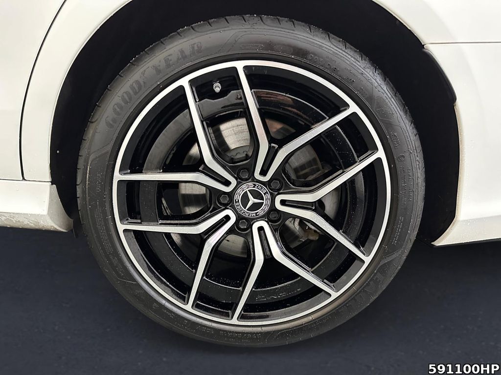 Mercedes-Benz E 300 2022