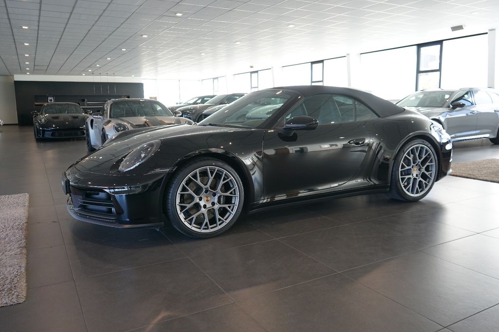 Porsche 992 2025