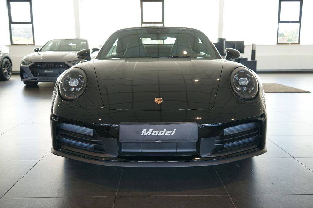 Porsche 992 2025