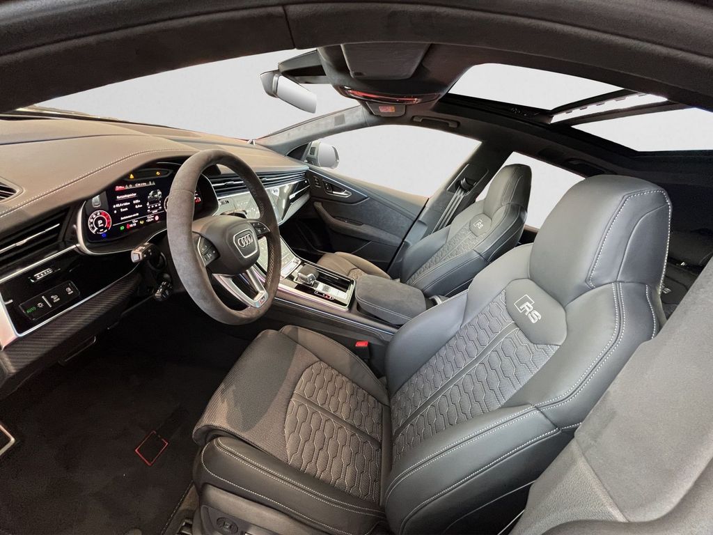 Audi RSQ8 2025