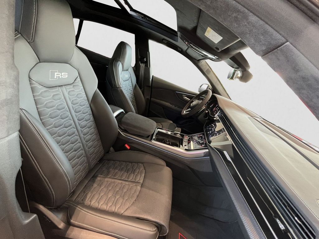 Audi RSQ8 2025