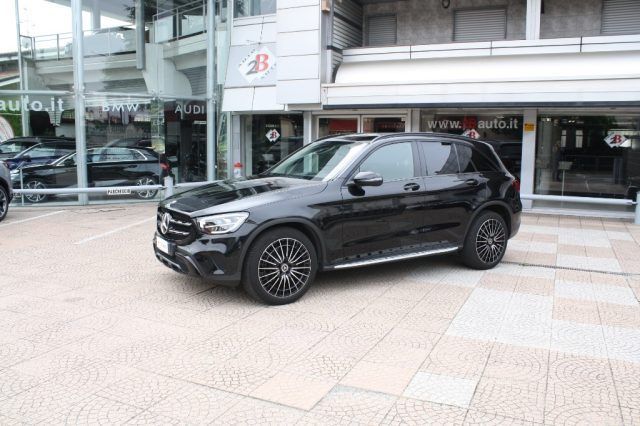 Mercedes-Benz GLC 300 2021
