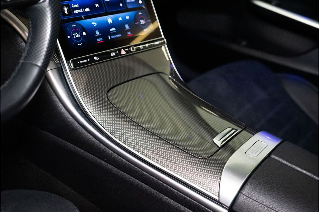 Mercedes-Benz C 200 2024