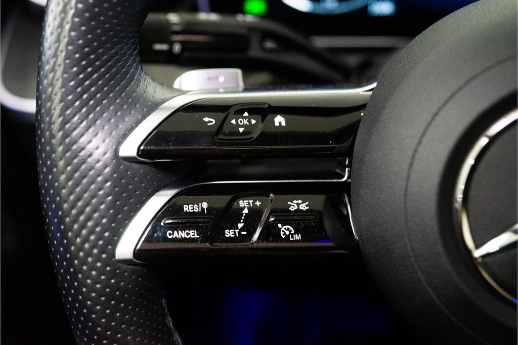 Mercedes-Benz C 200 2024