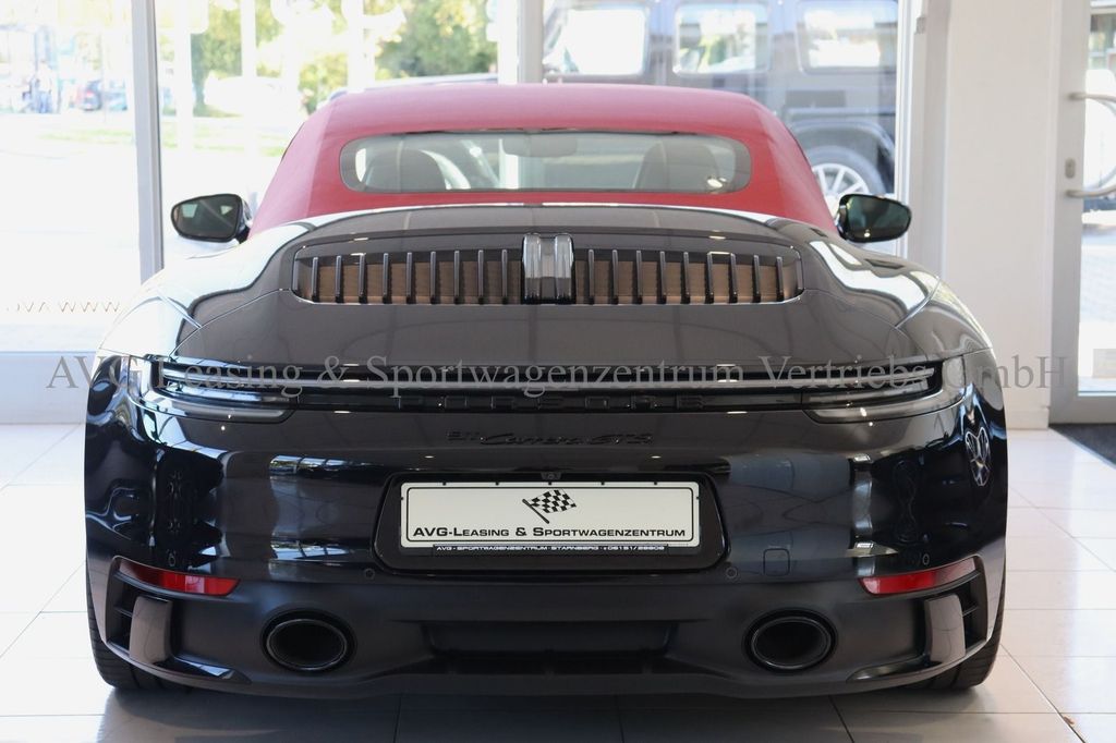 Porsche 992 2024