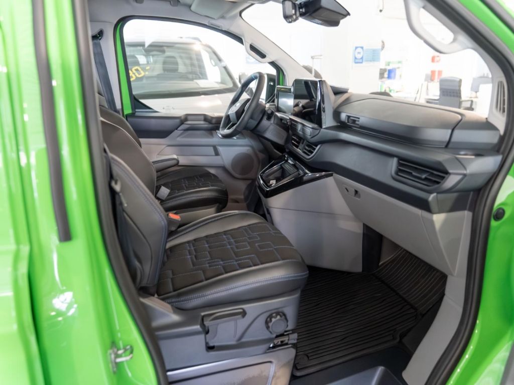 Ford Transit Custom 2025