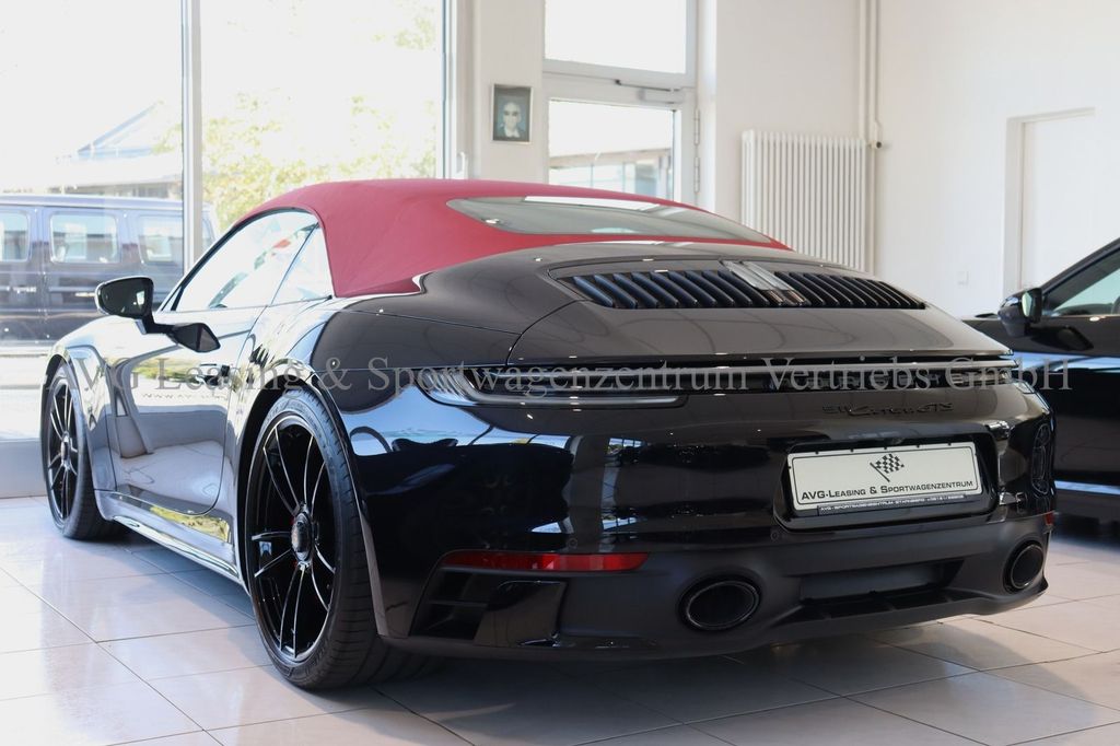 Porsche 992 2024