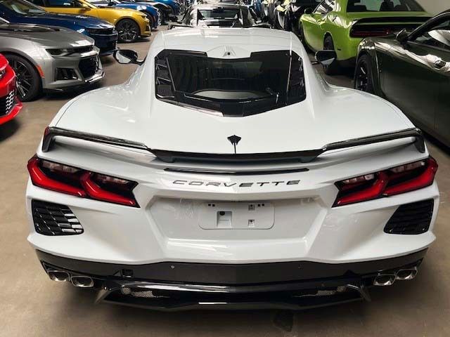 Corvette C8 2025