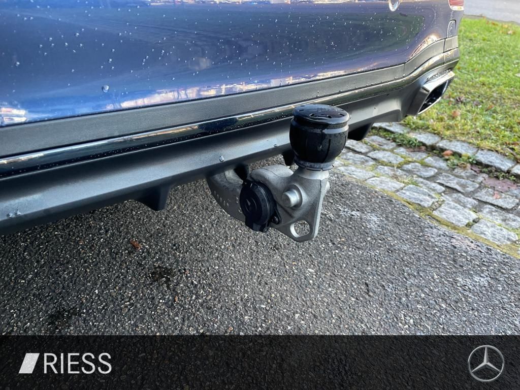 Mercedes-Benz C 300 2025