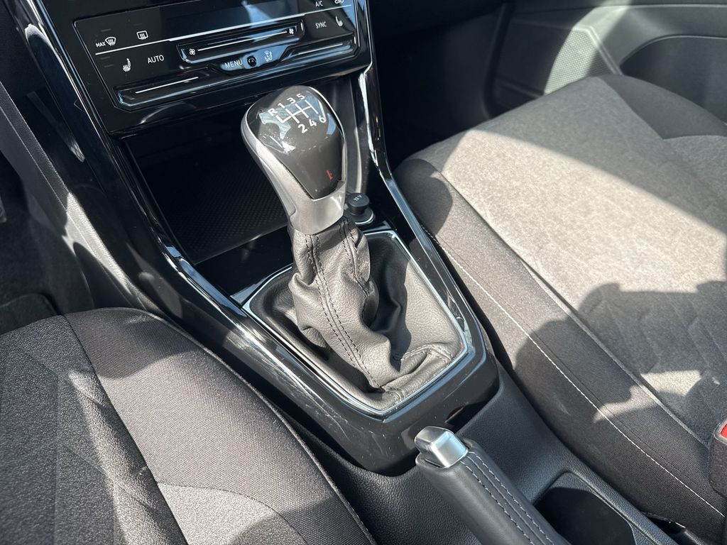 Volkswagen T-Cross 2024