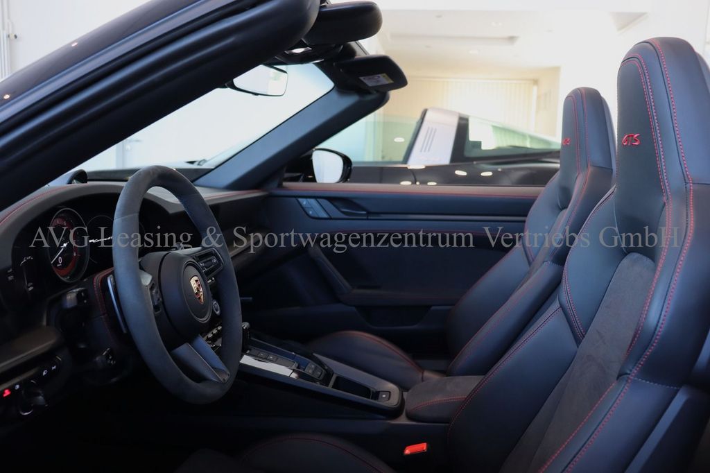 Porsche 992 2024