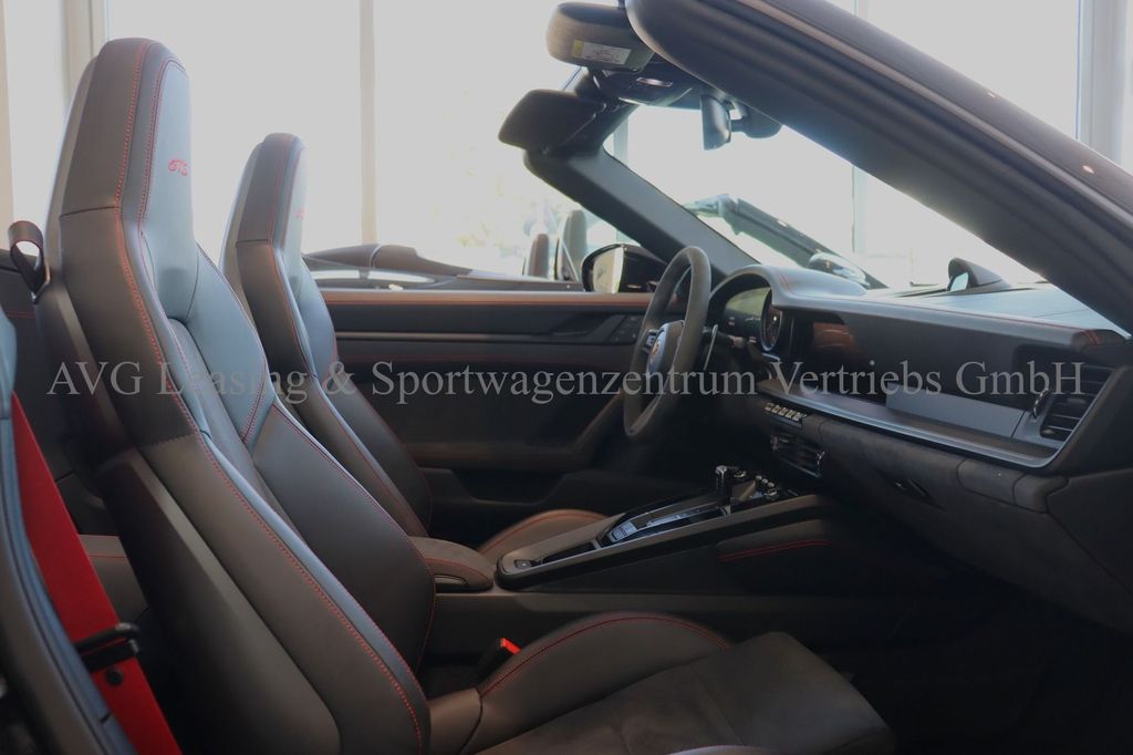 Porsche 992 2024