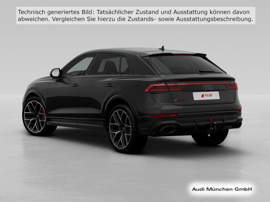 Audi RSQ8