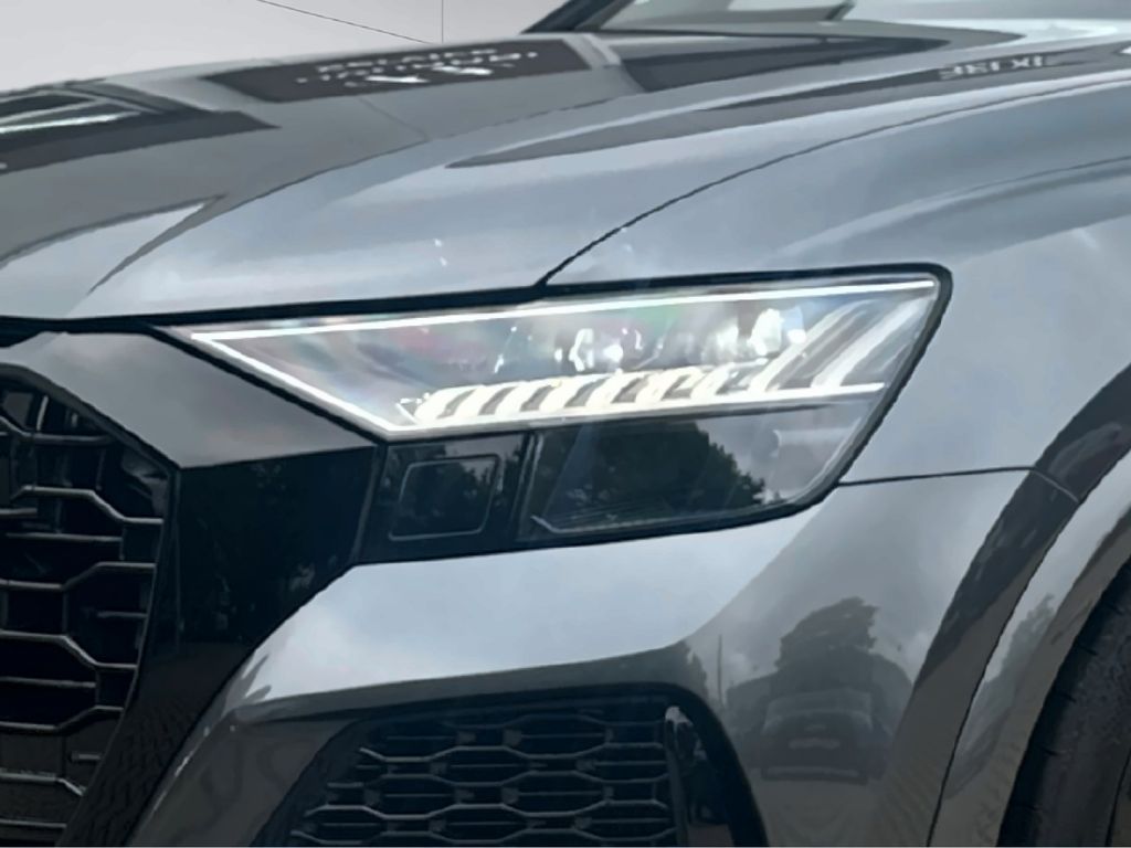 Audi RSQ8 2023