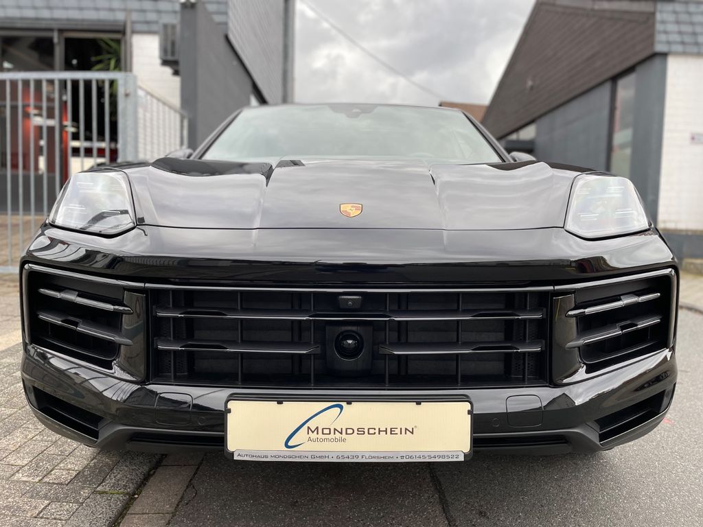 Porsche Cayenne 2025