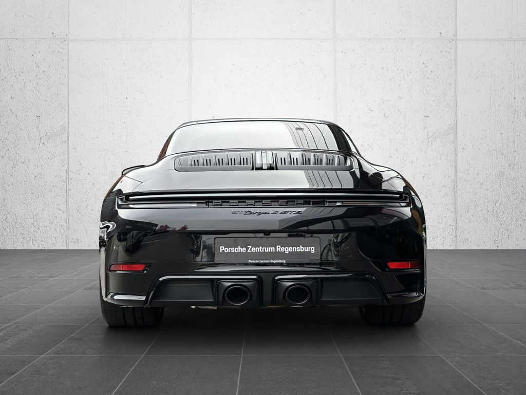 Porsche 992 2025