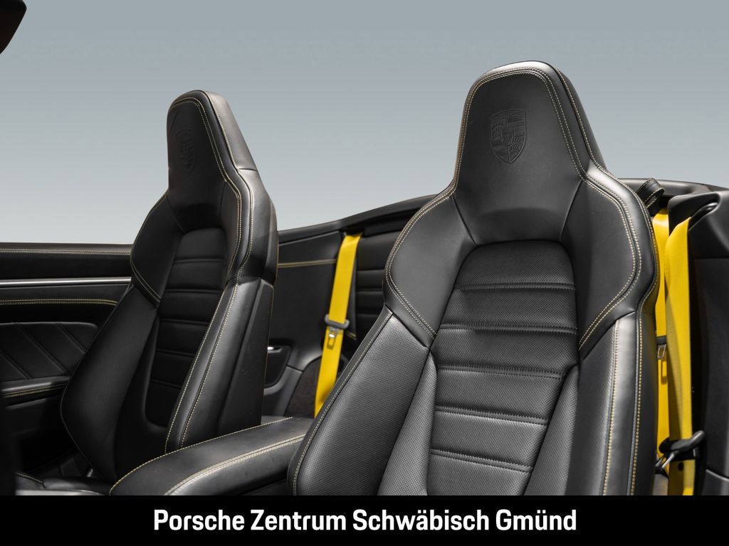 Porsche 992 2021