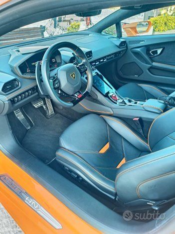 Lamborghini Huracán 2022