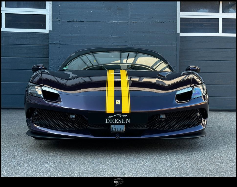 Ferrari 296 GTS 2025