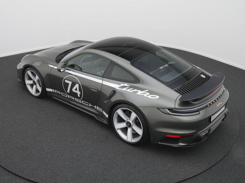 Porsche 992 2025