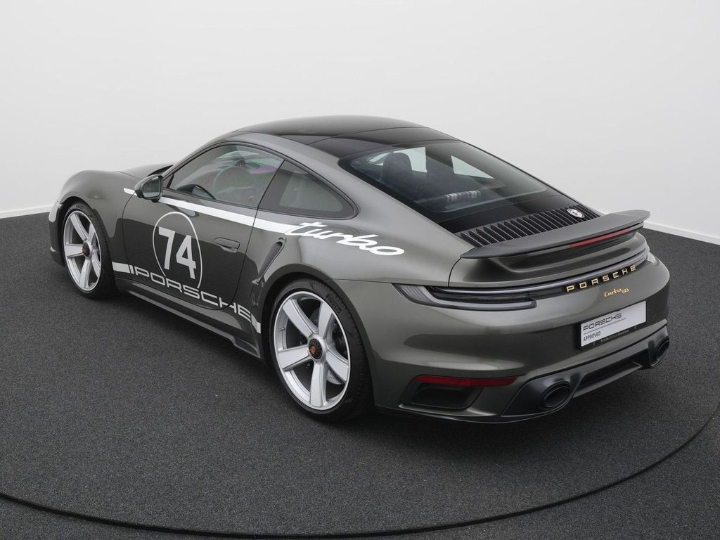 Porsche 992 2025