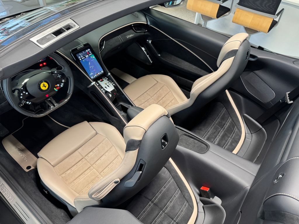 Ferrari Roma 2025