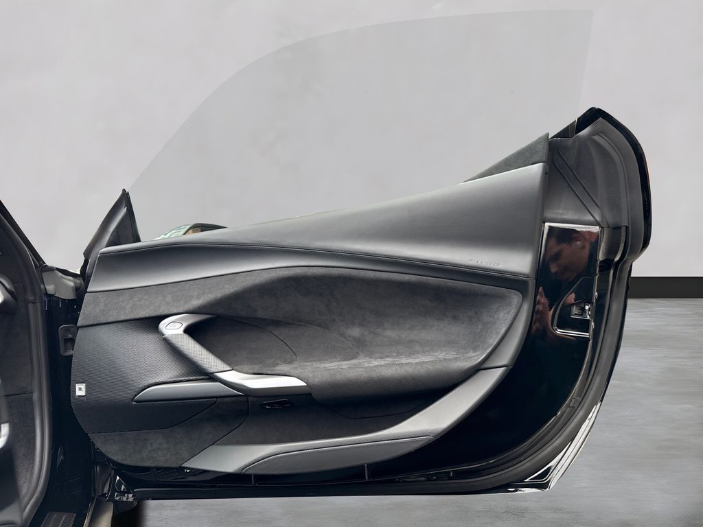 Ferrari 296 GTS 2025