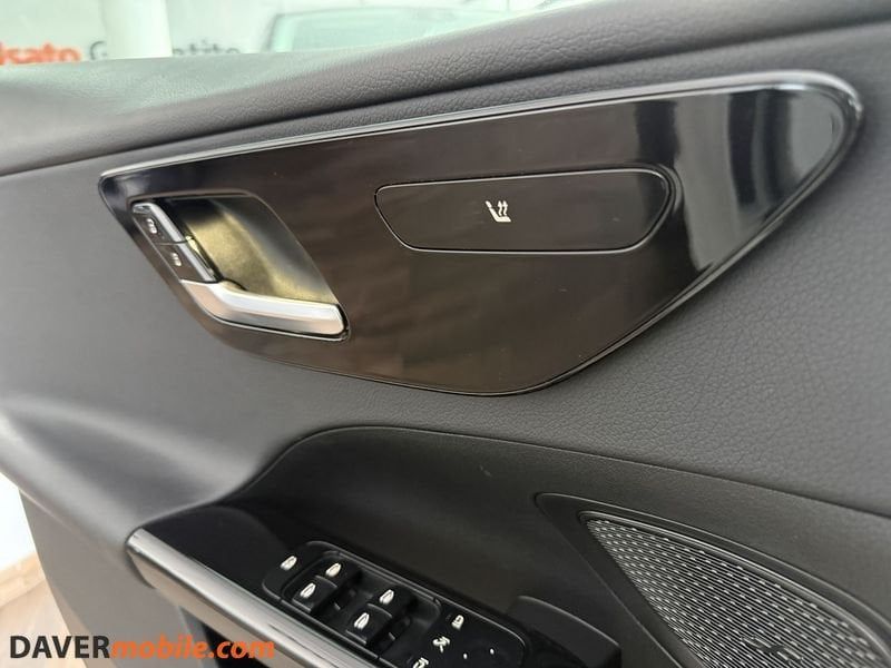 Mercedes-Benz C 220 2022