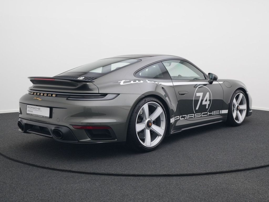 Porsche 992 2025