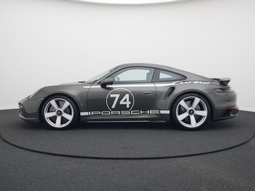 Porsche 992 2025