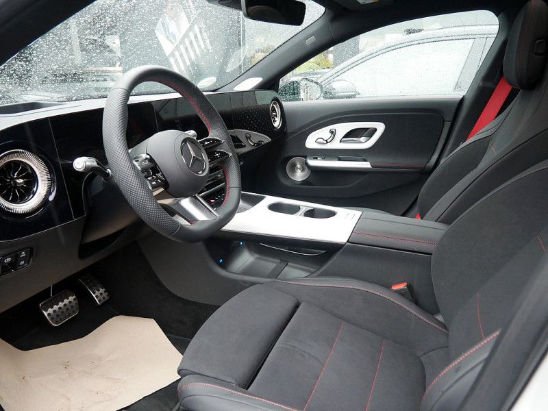 Mercedes-Benz CLA 250 2025