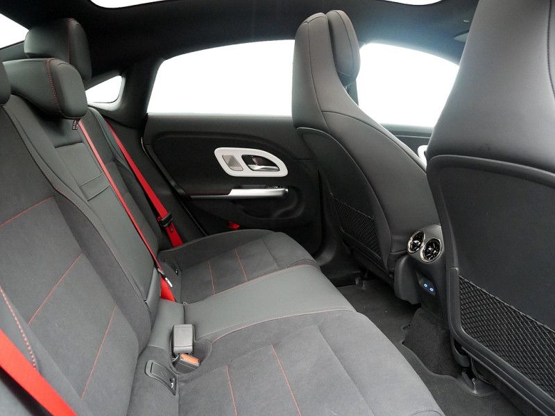 Mercedes-Benz CLA 250 2025