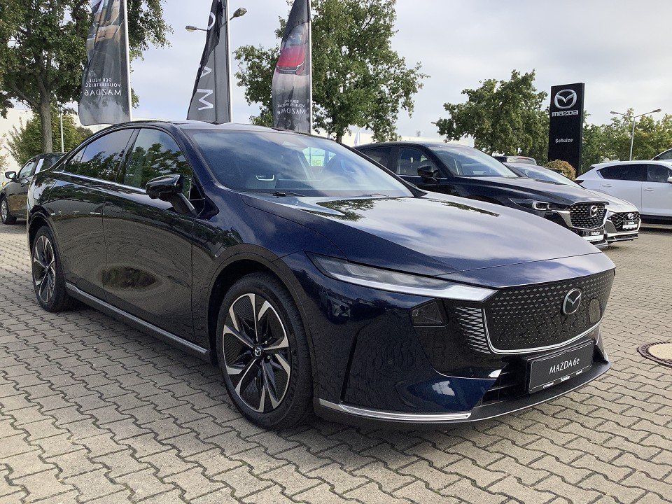 Mazda 6e