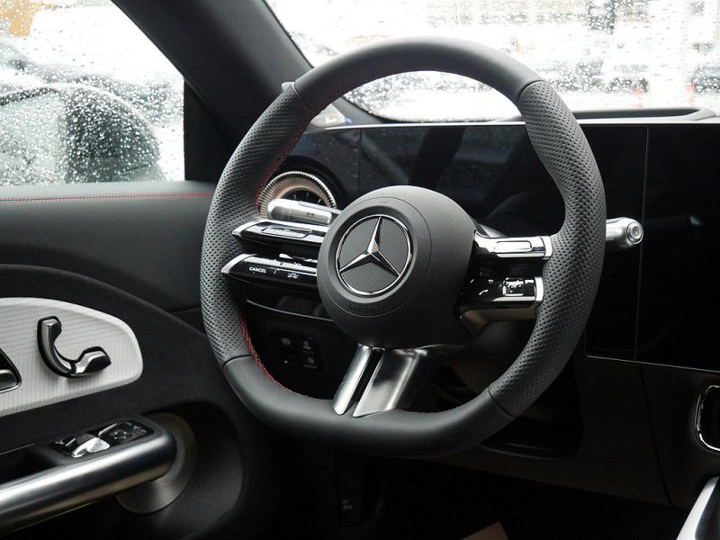 Mercedes-Benz CLA 250 2025