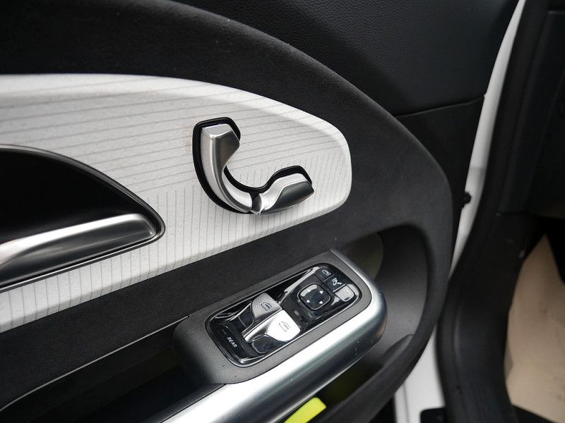 Mercedes-Benz CLA 250 2025