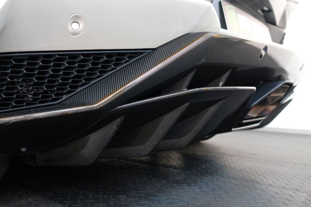 Lamborghini Aventador 2019