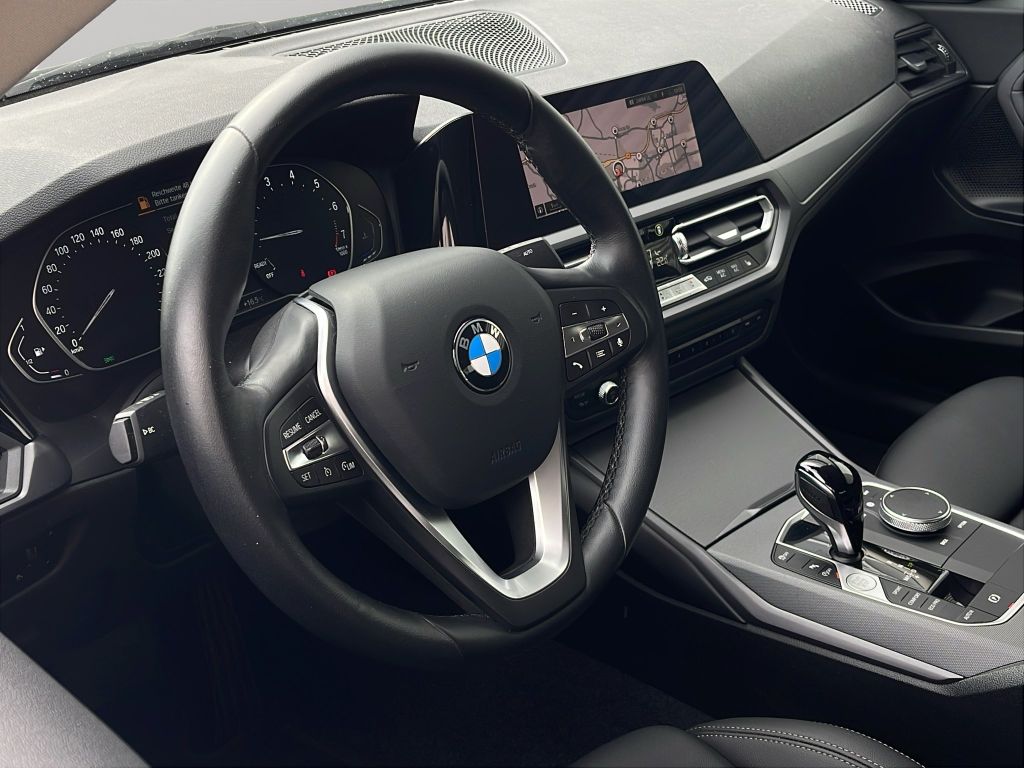 BMW 220 2022