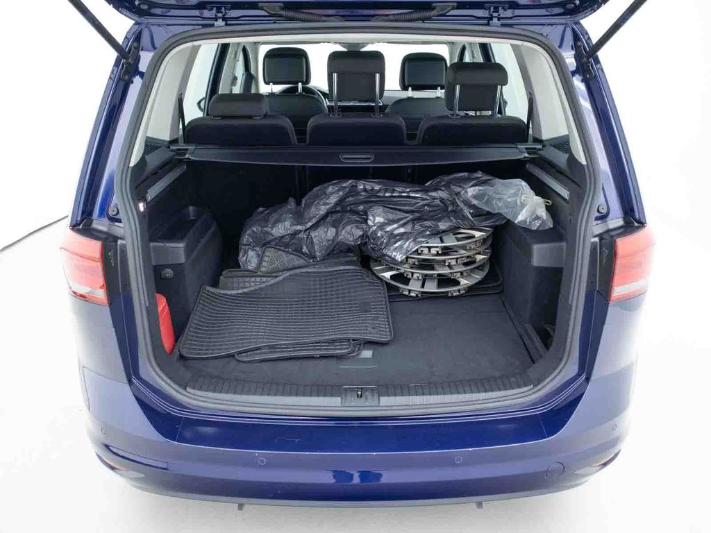 Volkswagen Touran 2021