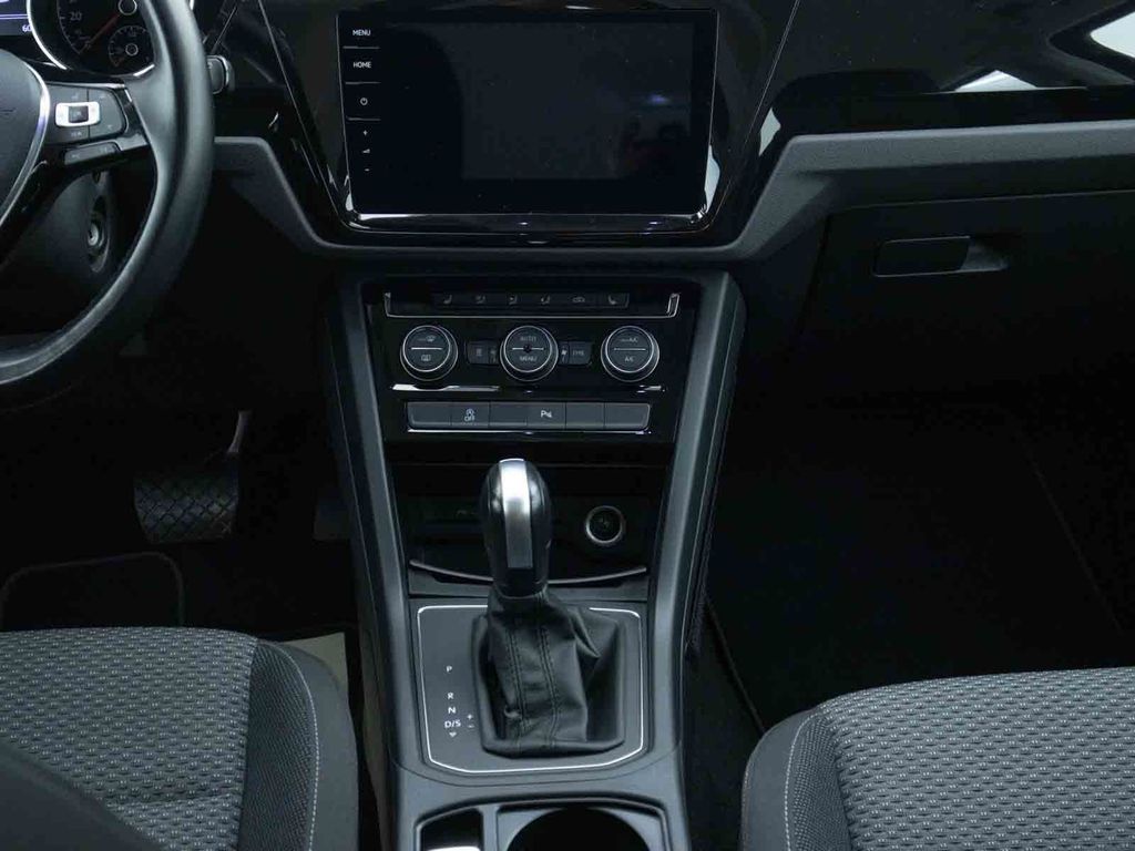 Volkswagen Touran 2021