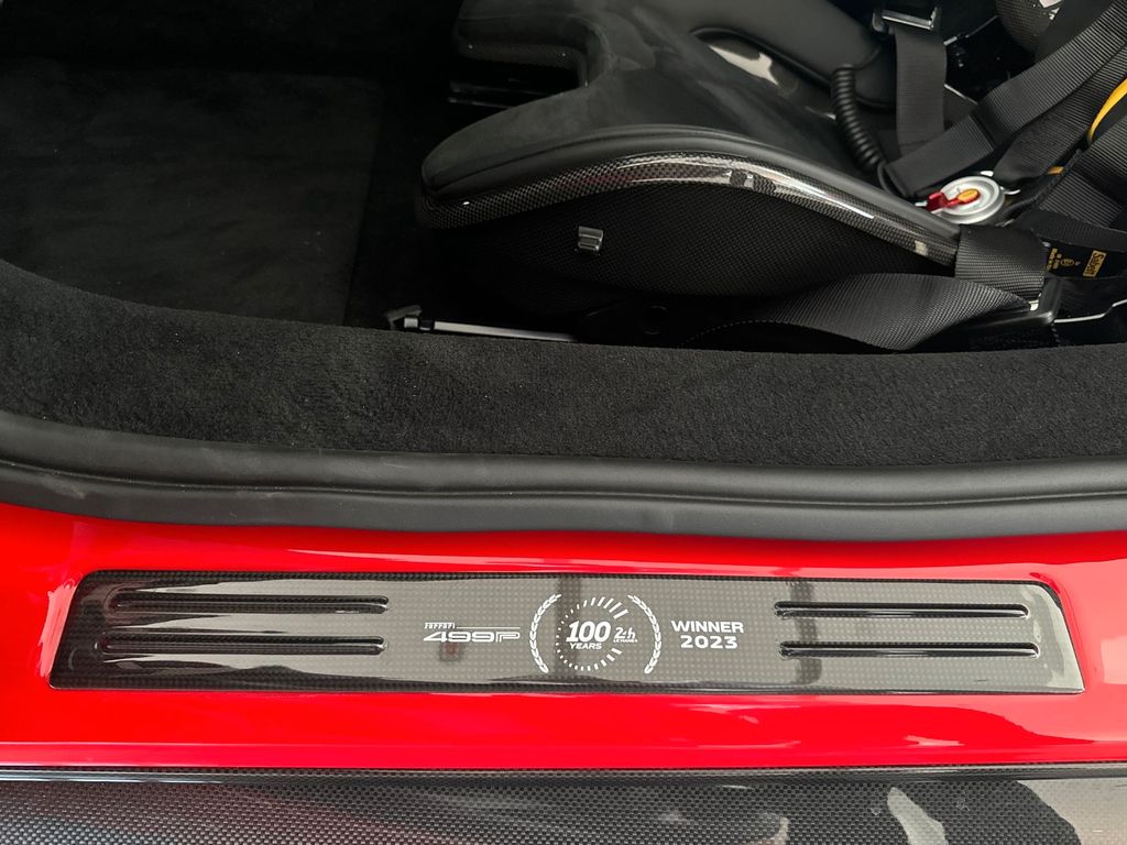 Ferrari 296 GTB 2024