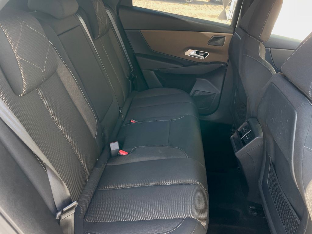 DS Automobiles DS7 (Crossback) 2021