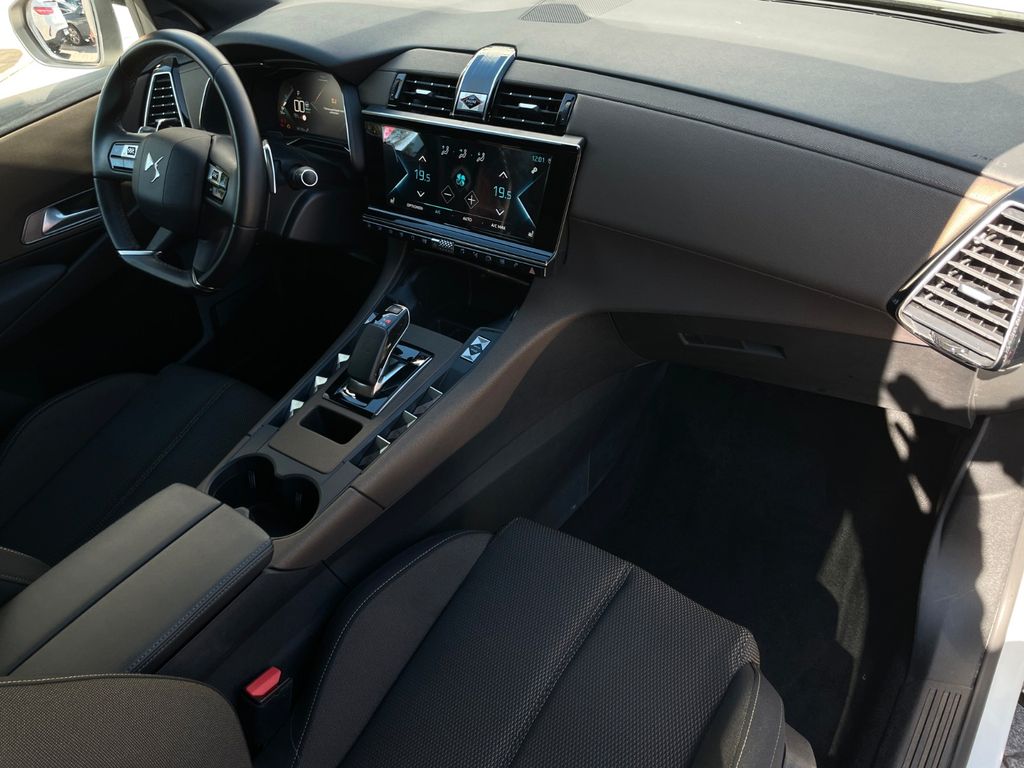 DS Automobiles DS7 (Crossback) 2021