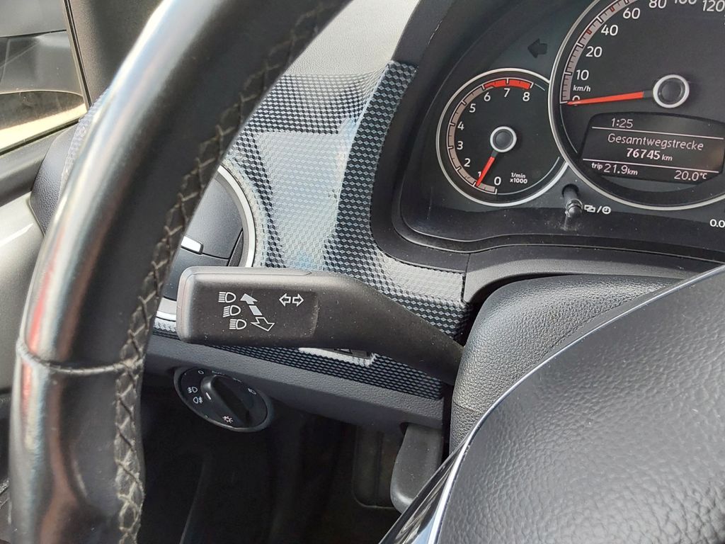 Volkswagen up! 2020
