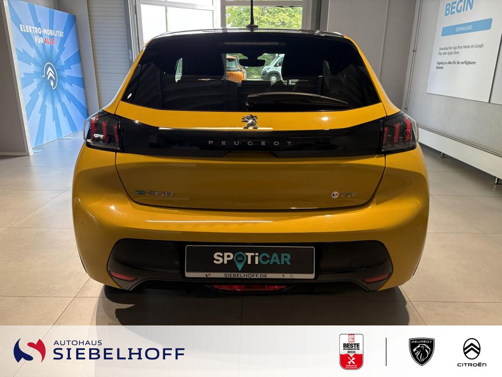 Peugeot 208 2021