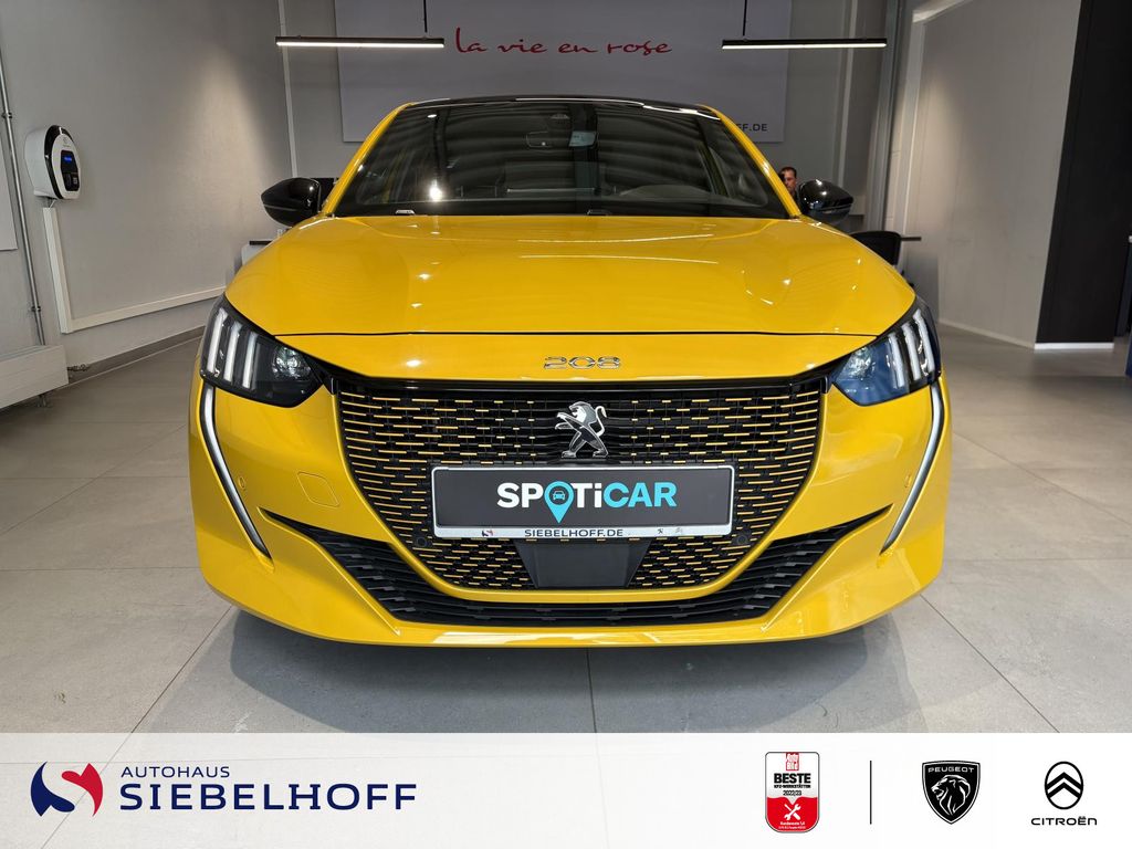 Peugeot 208 2021